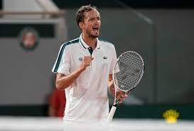 Inspiredlovers Medvedev-Reach-R4-At-Wimbledon-With-Great-Performance- Medvedev  Reach R4 At Wimbledon With Great Performance  Sports Tennis  