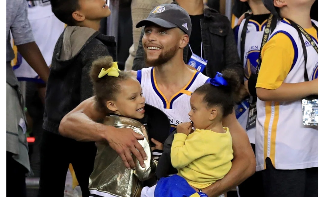 Inspiredlovers Screenshot_20220115-001923 Chances are you enjoy a Golden State Warriors game when Stephen's kids are in the audience. NBA Sports  Warriors Stephen Curry Ryan Curry Riley Curry Ayesha Curry 