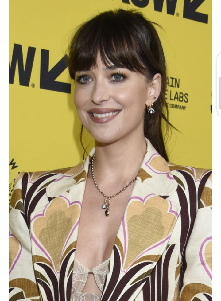 Inspiredlovers Screenshot_20220321-220145 Dakota Johnson Wore A Nude Bodice to... Celebrities Gist Sports  Dakota Johnson Celebrities Gist 