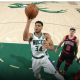 Inspiredlovers Screenshot_20220425-091608-80x80 Caruso was fighting through a screen set by Giannis Antetokounmpo when Carter's elbow hit him on... NBA Sports  NBA Milwaukee Bucks Giannis Antetokounmpo Caruso 