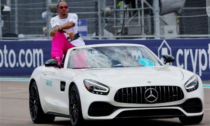 Inspiredlovers Screenshot_20220511-192915 “It’s About Self-Expression”: Lewis Hamilton Breaks His Silence On... Boxing Sports  Mercedes F1 Lewis Hamilton F1 Race 