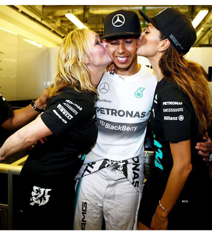 Inspiredlovers Screenshot_20220612-093313 Former McLaren Member Reveals Gnarly Effect of “Tumultuous” Relationship Between Lewis Hamilton and Ex-Flame Nicole Scherzinger Boxing Sports  Priestly Nicole Scherzinger Mercedes F1 McLaren F1 Lewis Hamilton Formula 1 F1 News 