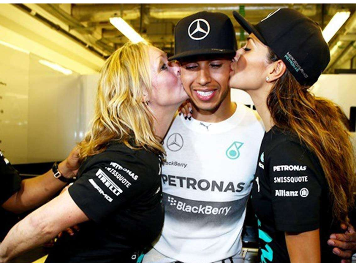 Inspiredlovers Screenshot_20220612-093603 Former McLaren Member Reveals Gnarly Effect of “Tumultuous” Relationship Between Lewis Hamilton and Ex-Flame Nicole Scherzinger Boxing Sports  Priestly Nicole Scherzinger Mercedes F1 McLaren F1 Lewis Hamilton Formula 1 F1 News 