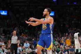 Inspiredlovers deji-curry-2 Stephen Curry Seemingly Implies That The Warriors Don't..... NBA Sports  Warriors Stephen Curry NBA News 
