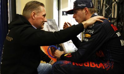 Inspiredlovers 02230a99e09b2a3dd1f3e7ede63e21be0441bc38-400x240 Max Verstappen Given Absolutely No Credit For Game-Changing F1 Entry In Highly Hypocritical Remark From... Boxing Sports  Max Verstappen Joe Verstappen Jacques Villeneuve Formula 1 F1 News 