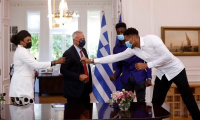 Inspiredlovers 6d1fb5b9-5f75-4982-9bd8-4eb1652ce4c2-AP_Greece_NBA_Antetokounmpo_Family-400x240 In front of a sold-out crowd in the Athens Olympic Complex Indoor Arena Giannis and Greece got a... NBA Sports  NBA News Milwaukee Bucks Greece Basketball Team Giannis Antetokounmpo EuroBasket 2022 