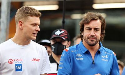 Inspiredlovers mick-schumacher-speaking-with-fernando-alonso-planetf1-400x240 Mick Schumacher and Haas boss Steiner comments that Fernando was the... Boxing Sports  Mick Schumacher Haas F1 Haas boss Steiner Foemula 1 F1 News 