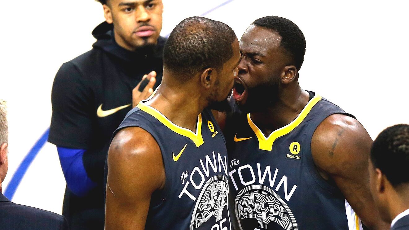 Inspiredlovers 16293536351524 Draymond Green, Who Once Refused to Apologize After Spat With Kevin Durant, Sent a Harsh 4AM Text Challenging the Ex-Warriors Star NBA Sports  Warriors Stephen Curry NBA News Kevin Durant Draymond Green 