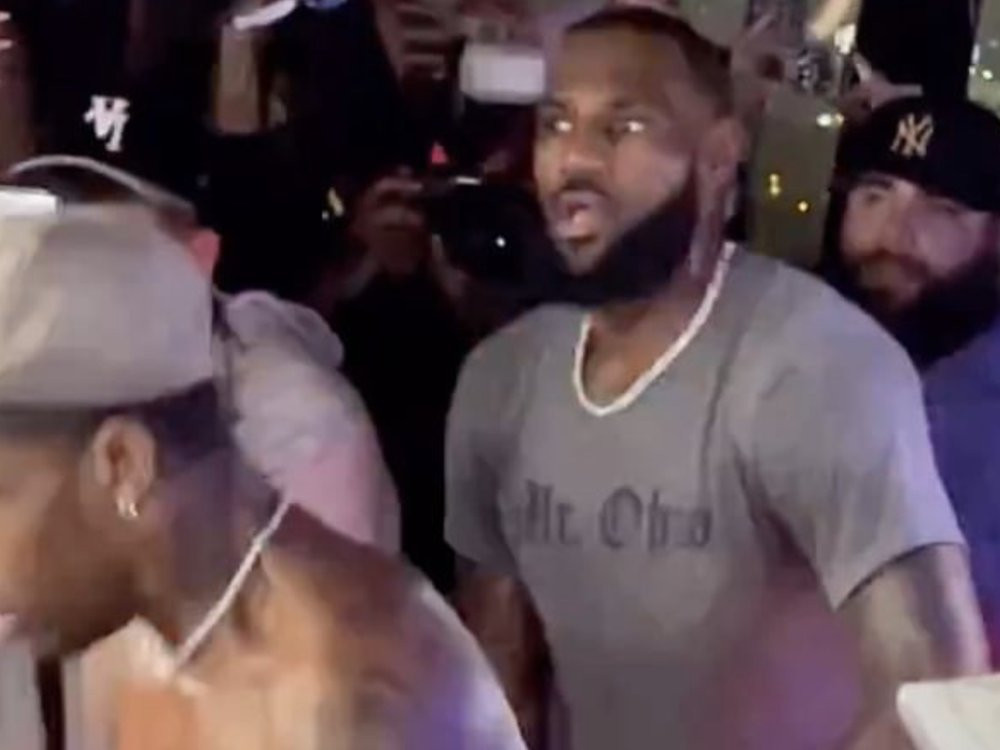 Inspiredlovers LeBronJamesandTravisScottturningupatBronnyJamespartyistooepic Travis Scott stars in a spectacular private concert on the birthday of Lebron James' son as James went crazy with his energy on stage NBA Sports  NBA News marriage of LeBron and Savannah James Lebron James Lakers Bronny James 