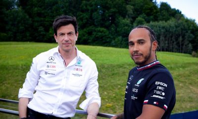 Inspiredlovers lewis-hamilton-y-toto-wolff-400x240 Toto Wolff Offers Update on Lewis Hamilton's Contract Negotiations with Mercedes for 2024 and Beyond Boxing Sports  Toto Wolff Lewis Hamilton Formula 1 F1 News 