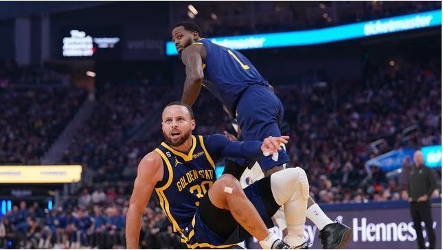 Inspiredlovers gfdr Warriors Fans in State of Confusion as Depth of Stephen Curry Injury Revealed by X-Ray NBA Sports  Warriors Stephen Curry NBA World NBA News 