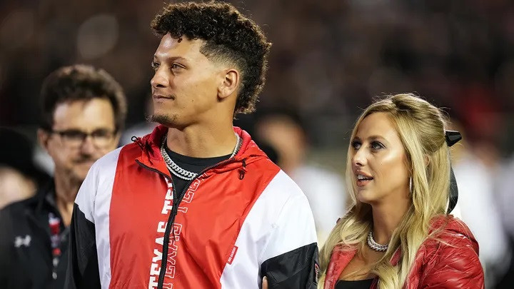 Inspiredlovers Brittany-Mahomes-in-trouble-over-cryptic-messages-as-brother-in-law-faces-serious-charges Brittany Mahomes in trouble over cryptic messages as brother-in-law faces serious charges Boxing Sports  Patrick Mahomes NFL News Jackson Mahomes Brittany Mahomes 