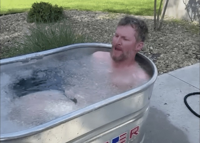 Inspiredlovers Dale-Earnhardt-Jr.-And-His-Wife-Amy-Hilariously-Did-it-Inside-An-Ice-Bath Dale Earnhardt Jr. And His Wife Amy Hilariously Did it Inside An Ice Bath Boxing Sports  NASCAR World NASCAR News Dale Earnhardt Jr. 