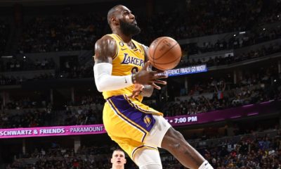 Inspiredlovers LeBron-James-hilariously-fumbles-away-easiest-dunk-of-his-playoff-career-in-Lakers-vs-Nuggets-Game-2-400x240 LeBron James hilariously fumbles away easiest dunk of his playoff career in Lakers vs Nuggets Game 2 NBA Sports  NBA World NBA News Lebron James Lakers 