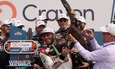 Inspiredlovers Martin-Truex-Jr.-wins-where-dad-prevailed-in-regional-race-in-1994-A-Lobster-Worthy-Career-and-Retirement-Dilemma-400x240 Martin Truex Jr. wins where dad prevailed in regional race in 1994: A Lobster-Worthy Career and Retirement Dilemma Boxing Sports  NASCAR News Martin Truex Jr. 