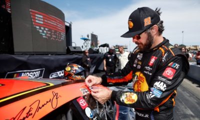 Inspiredlovers Bubba-Wallace-Takes-a-Page-from-Martin-Truex-Jr-400x240 "Mastering the Art of Diplomacy: Bubba Wallace Takes a Page from Martin Truex Jr.'s Playbook in Epic Playoff Debut!" Boxing Sports  Martin Truex Jr. Bubba Wallace 