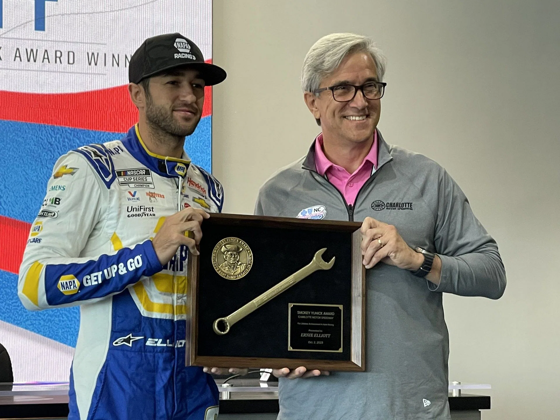 Inspiredlovers Chase-Elliotts-Sinister-Move-Family-for-Fame "Chase Elliott's Sinister Move Family for Fame and Recognition!" Boxing Sports  Chase Elliott 