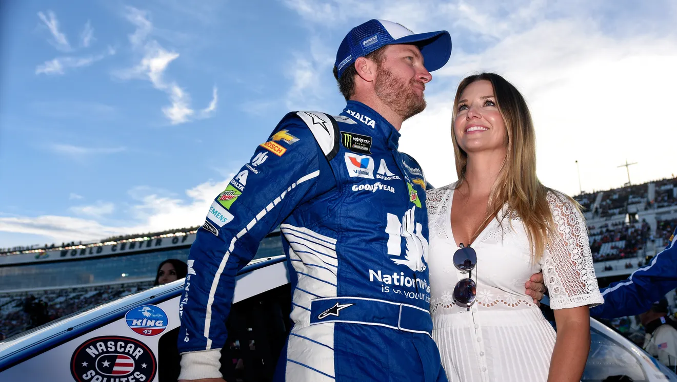 Inspiredlovers 636428135518637097-dale-amy Amy Earnhardt shares insights into life with her husband Dale Earnhardt Jr. Sports  Dale Earnhardt Jr. 