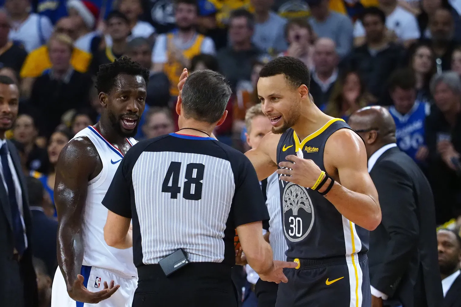 Inspiredlovers usa_today_11894815.0 Warriors Steph Curry jokes after scuffle with Clippers Patrick Beverley Sports  Stephen Curry 