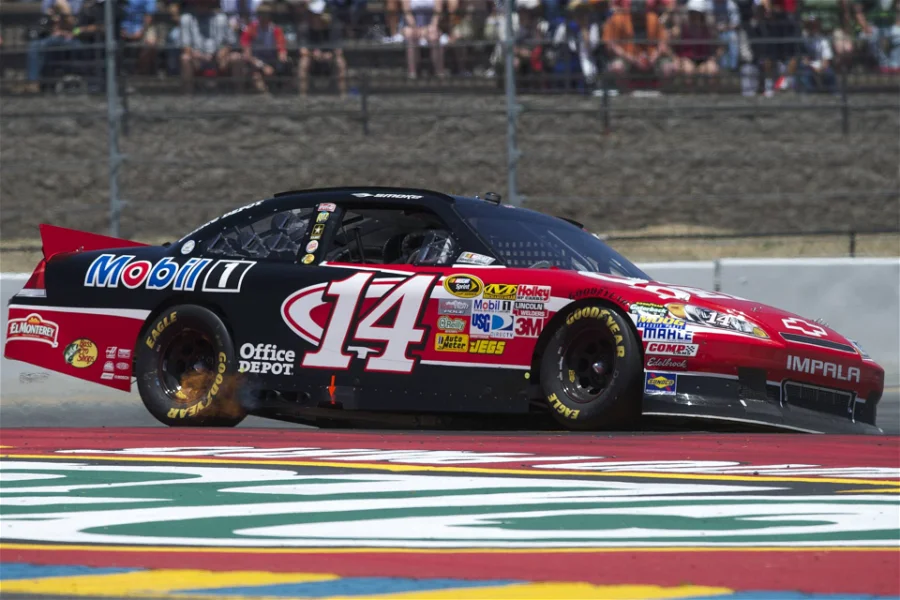 Inspiredlovers imago0008068664h “My Heart Hurts” – Devastating Images From South Dakota Leave Racing Community Praying for Fans’ Wellbeing Amidst New Hampshire’s Rain Scare Sports  