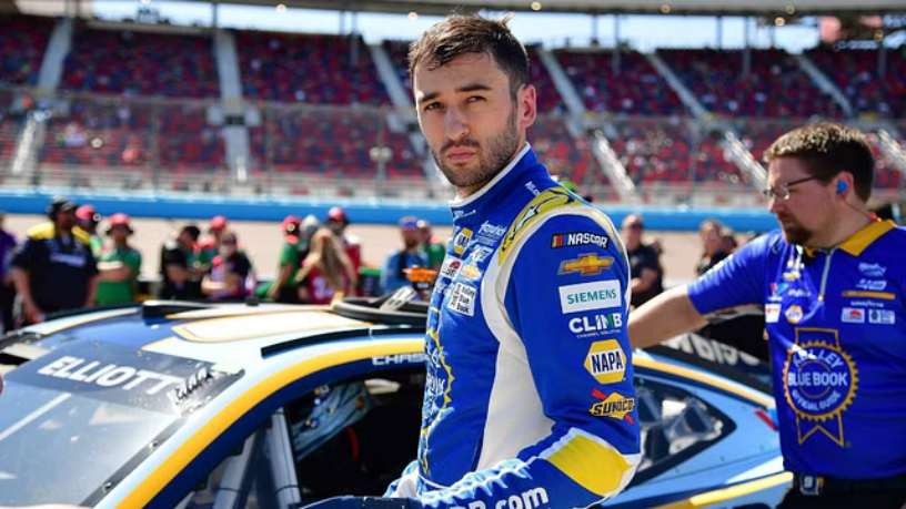 Inspiredlovers Screenshot-2024-08-25-at-17-37-19-Disaster-Strikes-Chase-Elliott-at-Daytona-As-Crushing-Result-Leaves-Regular-Season-Title-Hopes-Fading-The-SportsRush Disaster Strikes Chase Elliott at Daytona Sports  