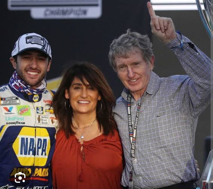 Inspiredlovers Screenshot_20241005-092745 "Chase Elliott Bares All: The Family Secret now on The Internet. Who to blame or praise, his father or mother? Sports  